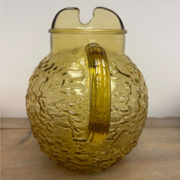 Vintage Anchor Hocking Lido Milano Crinkle Amber Honey Amber Ball Glass Pitcher - Picture 2 of 6